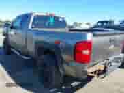 2009 Chevrolet Silverado 1500 LT z VIN 1GCEK29J79Z126226, wystawiony jako IAAI lot #43485064 z przebiegiem 249 687 mil mil oraz . Historia ofert i sprzedaży dostępna na DreamBid. Obrazek 3.