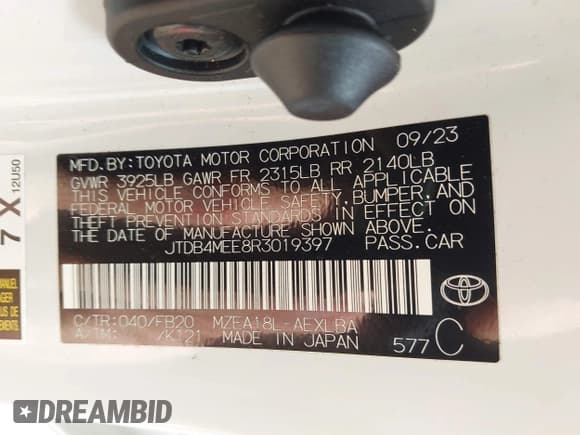 ✅ 2024 Toyota Corolla LE • VIN: JTDB4MEE8R3019397 • Lot: 43206910. Wystawiony na IAAI z przebiegiem 67 117 mil. Bezpłatny archiwum sprzedaży aukcyjnych z USA i szczegółowy raport historii pojazdu na DreamBid. Zdjęcie 9.