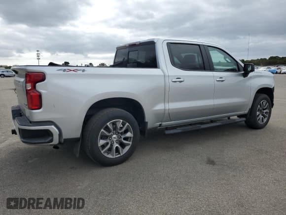 ✅ 2021 Chevrolet Silverado 1500 RST • VIN: 1GCUYEED3MZ335743 • Lot: 70964664. Wystawiony na Copart z przebiegiem 30 725 mil. Bezpłatny archiwum sprzedaży aukcyjnych z USA i szczegółowy raport historii pojazdu na DreamBid. Zdjęcie 3.