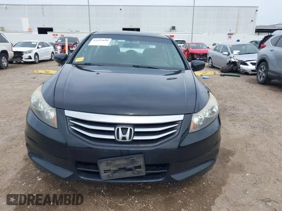 ✅ 2012 Honda Accord EX • VIN: 1HGCP2F75CA092506 • Lot: 41691890. Wystawiony na IAAI z przebiegiem 202 983 mil. Bezpłatny archiwum sprzedaży aukcyjnych z USA i szczegółowy raport historii pojazdu na DreamBid. Zdjęcie 12.