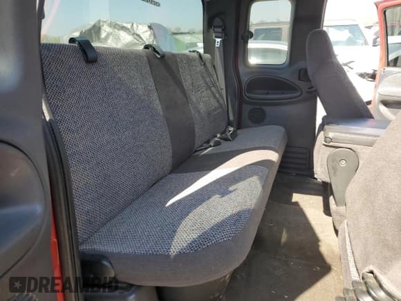 ✅ 2002 Dodge 3500 • VIN: 3B7MF336X2M201339 • Lot: 53582875. Listed on Copart with Not provided. Free auction sales archive from the USA and detailed vehicle history report at DreamBid. Image 10.