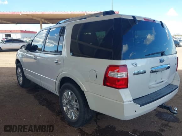 ✅ 2011 Ford Expedition Limited • VIN: 1FMJU1K58BEF01548 • Лот: 43210365. Опубликован ранее на IAAI с пробегом 257 865 миль. Бесплатный доступ к архиву аукционных продаж из США и подробный отчёт об истории автомобиля на DreamBid. Изображение 3.