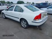 ✅ 2002 Volvo S60 • VIN: YV1RS58D722119218 • Lot: 42697182. Listed on IAAI with 144,638 mi. Free auction sales archive from the USA and detailed vehicle history report at DreamBid. Image 3.