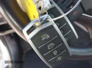 ✅ 2017 Genesis G80 3.8L • VIN: KMHGN4JE1HU178193 • Lot: 43722357. Wystawiony na IAAI z przebiegiem 65 856 mil. Bezpłatny archiwum sprzedaży aukcyjnych z USA i szczegółowy raport historii pojazdu na DreamBid. Zdjęcie 11.