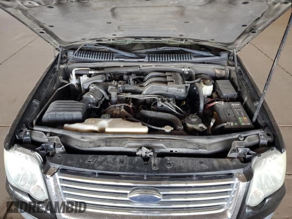 ✅ 2007 Ford Explorer XLT • VIN: 1FMEU73E17UB09267 • Лот: 58096675. Опубликован ранее на Copart с пробегом 200 662 миль. Бесплатный доступ к архиву аукционных продаж из США и подробный отчёт об истории автомобиля на DreamBid. Изображение 11.