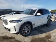 ✅ 2025 BMW X5 sDrive40i • VIN: 5UX13EU02S9Z35830 • Lot: 81191115. Wystawiony na Copart z przebiegiem 7 798 mil. Bezpłatny archiwum sprzedaży aukcyjnych z USA i szczegółowy raport historii pojazdu na DreamBid. Zdjęcie 1.