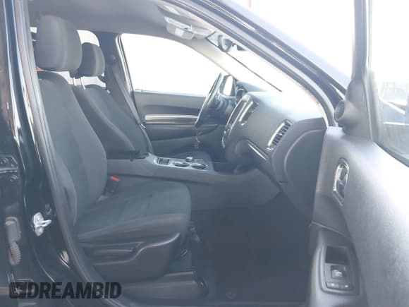 ✅ 2017 Dodge Durango SXT • VIN: 1C4RDJAG6HC737372 • Lot: 43303461. Wystawiony na IAAI z przebiegiem 84 201 mil. Bezpłatny archiwum sprzedaży aukcyjnych z USA i szczegółowy raport historii pojazdu na DreamBid. Zdjęcie 5.