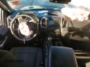 ✅ 2017 Ford F-150 XLT • VIN: 1FTEW1CF2HKC33811 • Лот: 92847695. Опубликован ранее на Copart с пробегом Не указан. Бесплатный доступ к архиву аукционных продаж из США и подробный отчёт об истории автомобиля на DreamBid. Изображение 8.