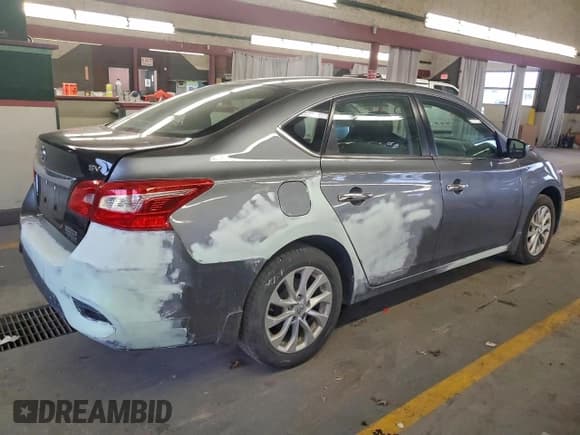 ✅ 2017 Nissan Sentra S • VIN: 3N1AB7AP1HY302047 • Lot: 91888935. Wystawiony na Copart z przebiegiem 110 999 mil. Bezpłatny archiwum sprzedaży aukcyjnych z USA i szczegółowy raport historii pojazdu na DreamBid. Zdjęcie 3.