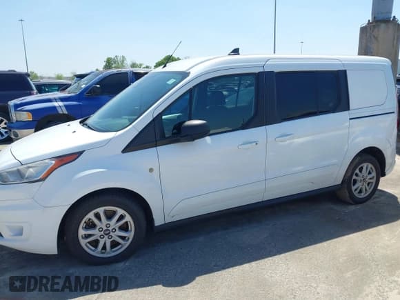 ✅ 2020 Ford Transit Connect XLT • VIN: NM0GS9F23L1444104 • Лот: 41810157. Опубликован ранее на IAAI с пробегом 101 757 миль. Бесплатный доступ к архиву аукционных продаж из США и подробный отчёт об истории автомобиля на DreamBid. Изображение 14.
