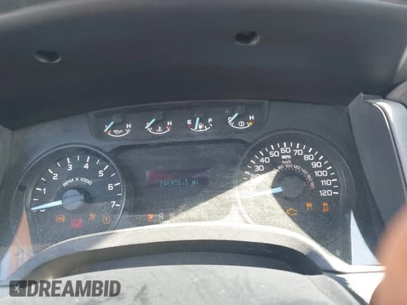 ✅ 2011 Ford F-150 XL • VIN: 1FTMF1CM1BKE13265 • Lot: 41973290. Listed on IAAI with 246,958 mi. Free auction sales archive from the USA and detailed vehicle history report at DreamBid. Image 7.