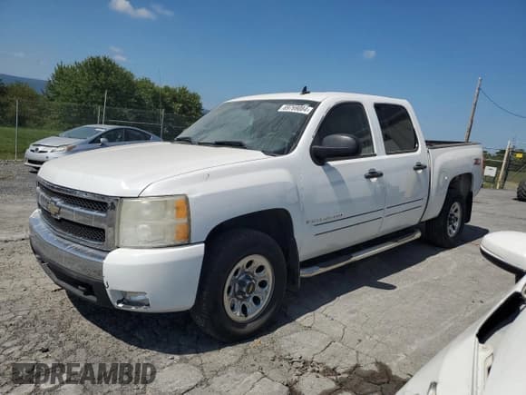✅ 2008 Chevrolet Silverado 1500 1LT • VIN: 2GCEK13J781247929 • Lot: 69769084. Listed on Copart with 330,933 mi. Free auction sales archive from the USA and detailed vehicle history report at DreamBid. Image 1.