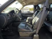 ✅ 2008 Chevrolet Silverado 1500 2LT • VIN: 2GCEC19Y881109091 • Lot: 91432145. Wystawiony na Copart z przebiegiem 138 479 mil. Bezpłatny archiwum sprzedaży aukcyjnych z USA i szczegółowy raport historii pojazdu na DreamBid. Zdjęcie 7.