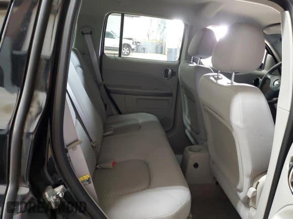 ✅ 2006 Chevrolet HHR LT • VIN: 3GNDA23PX6S575590 • Lot: 85006694. Listed on Copart with 59,091 mi. Free auction sales archive from the USA and detailed vehicle history report at DreamBid. Image 10.