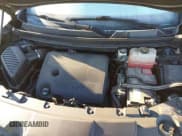 ✅ 2019 Chevrolet Traverse LT • VIN: 1GNEVHKW5KJ219001 • Lot: 43404036. Wystawiony na IAAI z przebiegiem 77 211 mil. Bezpłatny archiwum sprzedaży aukcyjnych z USA i szczegółowy raport historii pojazdu na DreamBid. Zdjęcie 10.