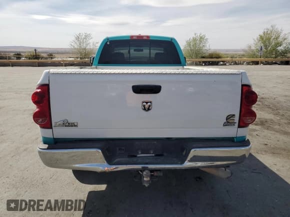 ✅ 2008 Dodge 2500 ST • VIN: 3D7KR28A88G210883 • Лот: 50617725. Опубликован ранее на Copart с пробегом 295 806 миль. Бесплатный доступ к архиву аукционных продаж из США и подробный отчёт об истории автомобиля на DreamBid. Изображение 6.