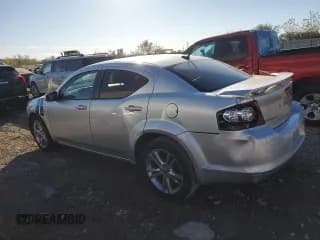 ✅ 2011 Dodge Avenger Heat • VIN: 1B3BD1FGXBN526201 • Лот: 79024734. Опубликован ранее на Copart с пробегом 144 915 миль. Бесплатный доступ к архиву аукционных продаж из США и подробный отчёт об истории автомобиля на DreamBid. Изображение 2.