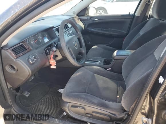 ✅ 2015 Chevrolet Impala LT • VIN: 2G1WB5E39F1140235 • Лот: 39364624. Опубликован ранее на Copart с пробегом 177 660 миль. Бесплатный доступ к архиву аукционных продаж из США и подробный отчёт об истории автомобиля на DreamBid. Изображение 7.