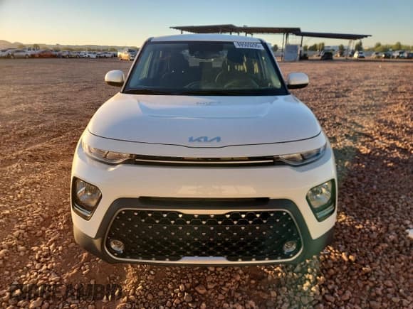 ✅ 2022 Kia Soul EX • VIN: KNDJ33AU2N7180420 • Лот: 89509295. Опубликован ранее на Copart с пробегом 27 655 миль. Бесплатный доступ к архиву аукционных продаж из США и подробный отчёт об истории автомобиля на DreamBid. Изображение 5.