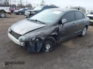 ✅ 2010 Honda Civic LX • VIN: 2HGFA1F51AH576405 • Lot: 43687604. Wystawiony na IAAI z przebiegiem 183 704 mil. Bezpłatny archiwum sprzedaży aukcyjnych z USA i szczegółowy raport historii pojazdu na DreamBid. Zdjęcie 17.