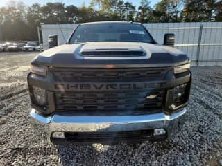 ✅ 2022 Chevrolet Silverado 2500HD LT • VIN: 2GC4WNE79N1234233 • Lot: 91888875. Wystawiony na Copart z przebiegiem 31 541 mil. Bezpłatny archiwum sprzedaży aukcyjnych z USA i szczegółowy raport historii pojazdu na DreamBid. Zdjęcie 5.