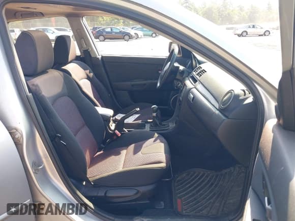 ✅ 2005 Mazda 3 s • VIN: JM1BK143351260133 • Lot: 42947331. Listed on IAAI with 158,209 mi. Free auction sales archive from the USA and detailed vehicle history report at DreamBid. Image 5.