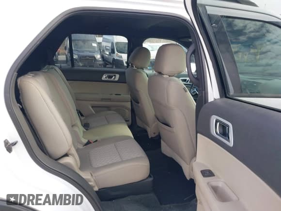 ✅ 2014 Ford Explorer XLT • VIN: 1FM5K8D84EGB27214 • Lot: 43771203. Listed on IAAI with 120,487 mi. Free auction sales archive from the USA and detailed vehicle history report at DreamBid. Image 8.