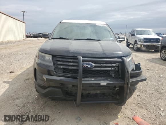 ✅ 2017 Ford Police Interceptor Utility • VIN: 1FM5K8AT5HGE29804 • Lot: 47128825. Wystawiony na Copart z przebiegiem 77 485 mil. Bezpłatny archiwum sprzedaży aukcyjnych z USA i szczegółowy raport historii pojazdu na DreamBid. Zdjęcie 5.