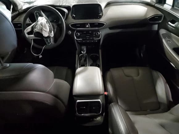 ✅ 2020 Hyundai Santa Fe Limited • VIN: 5NMS5CAD3LH185372 • Lot: 56639014. Wystawiony na Copart z przebiegiem Nie podano. Bezpłatny archiwum sprzedaży aukcyjnych z USA i szczegółowy raport historii pojazdu na DreamBid. Zdjęcie 8.