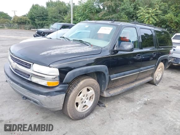 ✅ 2004 Chevrolet Suburban LT • VIN: 1GNFK16Z44J180705 • Lot: 43206216. Listed on IAAI with 375,620 mi. Free auction sales archive from the USA and detailed vehicle history report at DreamBid. Image 2.