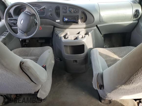 ✅ 2004 Ford Econoline Passenger XL • VIN: 1FBSS31L14HA66145 • Lot: 45721185. Listed on Copart with 150,238 mi. Free auction sales archive from the USA and detailed vehicle history report at DreamBid. Image 8.