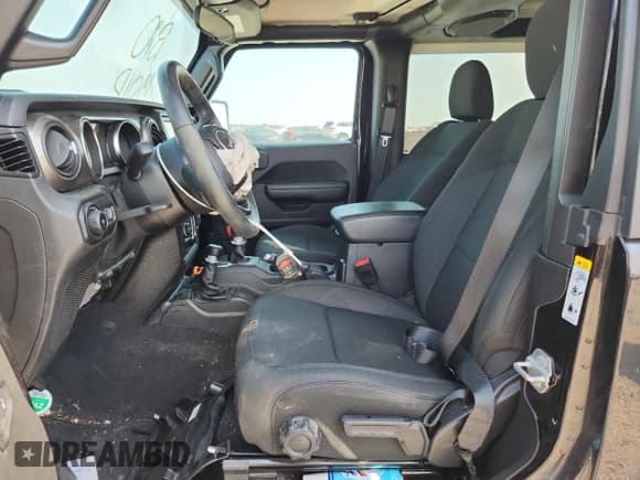 ✅ 2020 Jeep Wrangler Sport S • VIN: 1C4GJXAN9LW151774 • Lot: 67082465. Listed on Copart with 72,578 mi. Free auction sales archive from the USA and detailed vehicle history report at DreamBid. Image 7.