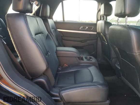 ✅ 2016 Ford Explorer XLT • VIN: 1FM5K8D80GGC95208 • Lot: 81085655. Wystawiony na Copart z przebiegiem 107 405 mil. Bezpłatny archiwum sprzedaży aukcyjnych z USA i szczegółowy raport historii pojazdu na DreamBid. Zdjęcie 11.