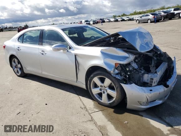 ✅ 2012 Lexus LS 460 L • VIN: JTHGL5EF2C5045169 • Lot: 48004885. Listed on Copart with Not provided. Free auction sales archive from the USA and detailed vehicle history report at DreamBid. Image 4.
