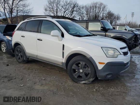 ✅ 2014 Chevrolet Captiva Sport LS • VIN: 3GNAL2EK8ES591445 • Lot: 46458615. Wystawiony na Copart z przebiegiem 150 444 mil. Bezpłatny archiwum sprzedaży aukcyjnych z USA i szczegółowy raport historii pojazdu na DreamBid. Zdjęcie 4.