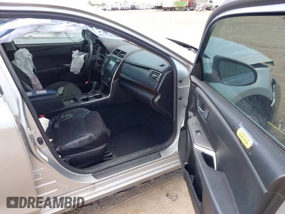 2016 Toyota Camry XLE с VIN 4T4BF1FK6GR532069, выставлен на аукционе IAAI как лот 43045350 с пробегом 73 534 миль миль и . История ставок и продаж доступна на DreamBid. Изображение 5.