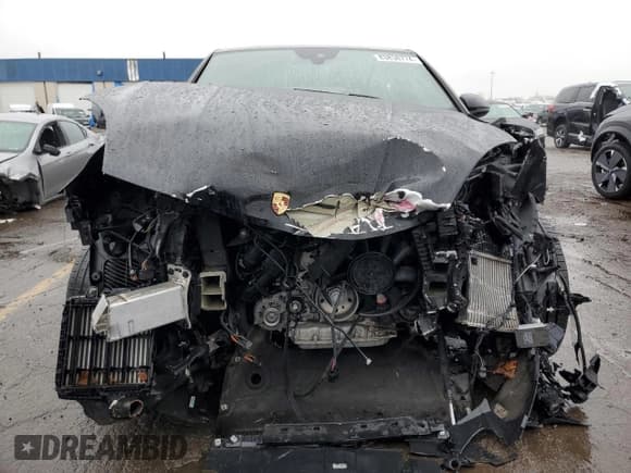 ✅ 2020 Porsche Cayenne • VIN: WP1BA2AY9LDA46461 • Lot: 83838774. Wystawiony na Copart z przebiegiem Nie podano. Bezpłatny archiwum sprzedaży aukcyjnych z USA i szczegółowy raport historii pojazdu na DreamBid. Zdjęcie 5.