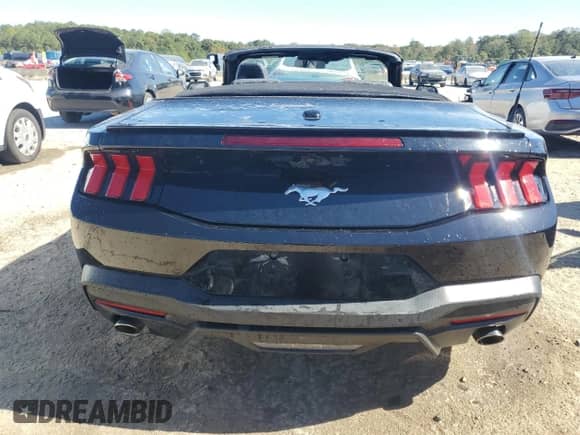2025 Ford Mustang EcoBoost Premium with VIN 1FAGP8UH4S5120985, listed as a Copart auction lot 87439615 with Not provided miles and Clean title. Bid and sale history available at DreamBid. Image 6.