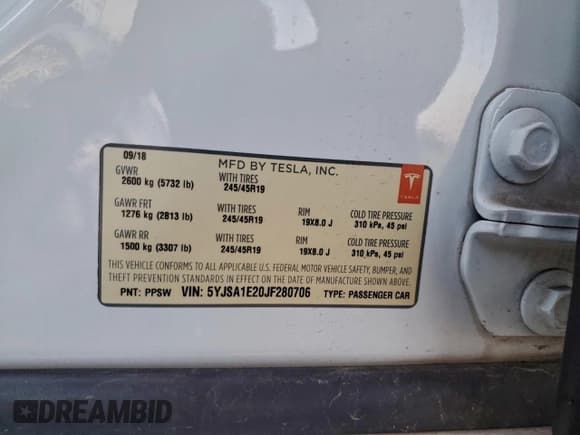 ✅ 2018 Tesla Model S 75D • VIN: 5YJSA1E20JF280706 • Lot: 95495775. Wystawiony na Copart z przebiegiem 68 046 mil. Bezpłatny archiwum sprzedaży aukcyjnych z USA i szczegółowy raport historii pojazdu na DreamBid. Zdjęcie 12.