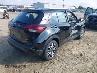 ✅ 2023 Nissan Kicks SV • VIN: 3N1CP5CV8PL514188 • Lot: 43040577. Wystawiony na IAAI z przebiegiem 57 012 mil. Bezpłatny archiwum sprzedaży aukcyjnych z USA i szczegółowy raport historii pojazdu na DreamBid. Zdjęcie 4.