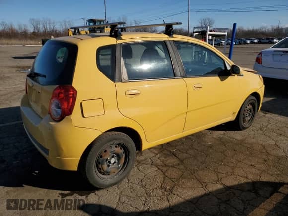 2010 Chevrolet Aveo 1LT с VIN KL1TD6DE1AB102530, выставлен на аукционе Copart как лот 81605214 с пробегом 81 889 миль миль и Чистый • Clean title. История ставок и продаж доступна на DreamBid. Изображение 3.