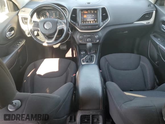✅ 2016 Jeep Cherokee 75th Anniversary • VIN: 1C4PJMCS3GW285266 • Lot: 69447675. Listed on Copart with 129,161 mi. Free auction sales archive from the USA and detailed vehicle history report at DreamBid. Image 8.