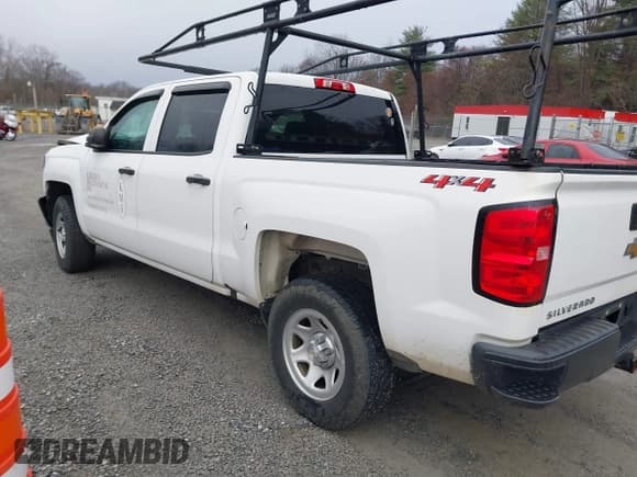 ✅ 2018 Chevrolet Silverado 1500 Work Truck • VIN: 3GCUKNEC2JG639635 • Лот: 41140556. Опубликован ранее на IAAI с пробегом 60 998 миль. Бесплатный доступ к архиву аукционных продаж из США и подробный отчёт об истории автомобиля на DreamBid. Изображение 3.