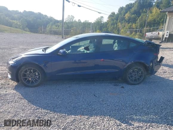 ✅ 2023 Tesla Model 3 Long Range • VIN: 5YJ3E1EB4PF602765 • Лот: 43218425. Опубликован ранее на IAAI с пробегом 40 595 миль. Бесплатный доступ к архиву аукционных продаж из США и подробный отчёт об истории автомобиля на DreamBid. Изображение 15.