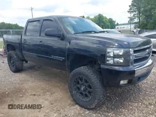 ✅ 2007 Chevrolet Silverado 1500 1LT • VIN: 2GCEK13M771568975 • Lot: 42265119. Listed on IAAI with 204,915 mi. Free auction sales archive from the USA and detailed vehicle history report at DreamBid. Image 1.