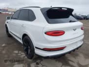 ✅ 2021 Bentley Bentayga Speed • VIN: SJAAR2ZV7MC036214 • Лот: 42202228. Опубликован ранее на IAAI с пробегом 20 179 миль. Бесплатный доступ к архиву аукционных продаж из США и подробный отчёт об истории автомобиля на DreamBid. Изображение 3.