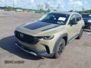 ✅ 2023 Mazda CX-50 Meridian Edition • VIN: 7MMVABXYXPN138619 • Lot: 42569644. Wystawiony na IAAI z przebiegiem 25 690 mil. Bezpłatny archiwum sprzedaży aukcyjnych z USA i szczegółowy raport historii pojazdu na DreamBid. Zdjęcie 2.
