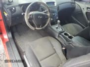 ✅ 2011 Hyundai Genesis Coupe • VIN: KMHHT6KD0BU051096 • Lot: 56750615. Wystawiony na Copart z przebiegiem 145 237 mil. Bezpłatny archiwum sprzedaży aukcyjnych z USA i szczegółowy raport historii pojazdu na DreamBid. Zdjęcie 8.