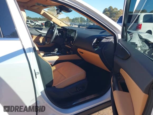 ✅ 2025 Lexus NX 350 Luxury • VIN: 2T2HGCEZ9SC085299 • Lot: 43656757. Listed on IAAI with 10,286 mi. Free auction sales archive from the USA and detailed vehicle history report at DreamBid. Image 5.