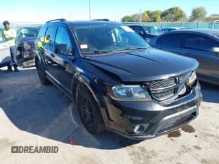 ✅ 2019 Dodge Journey SE • VIN: 3C4PDCBB3KT845921 • Lot: 43472290. Wystawiony na IAAI z przebiegiem 95 737 mil. Bezpłatny archiwum sprzedaży aukcyjnych z USA i szczegółowy raport historii pojazdu na DreamBid. Zdjęcie 1.